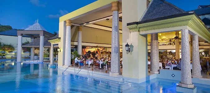 Hotel Sandals Regency St.Lucia Golf Resort Castries